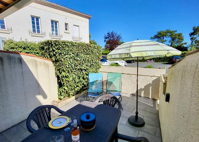 Bord De Avec Terrasse * 생죠지드디돈느